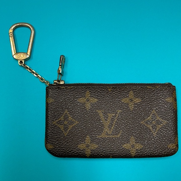 EUC vintage Louis Vuitton keychain - Picture 1 of 15